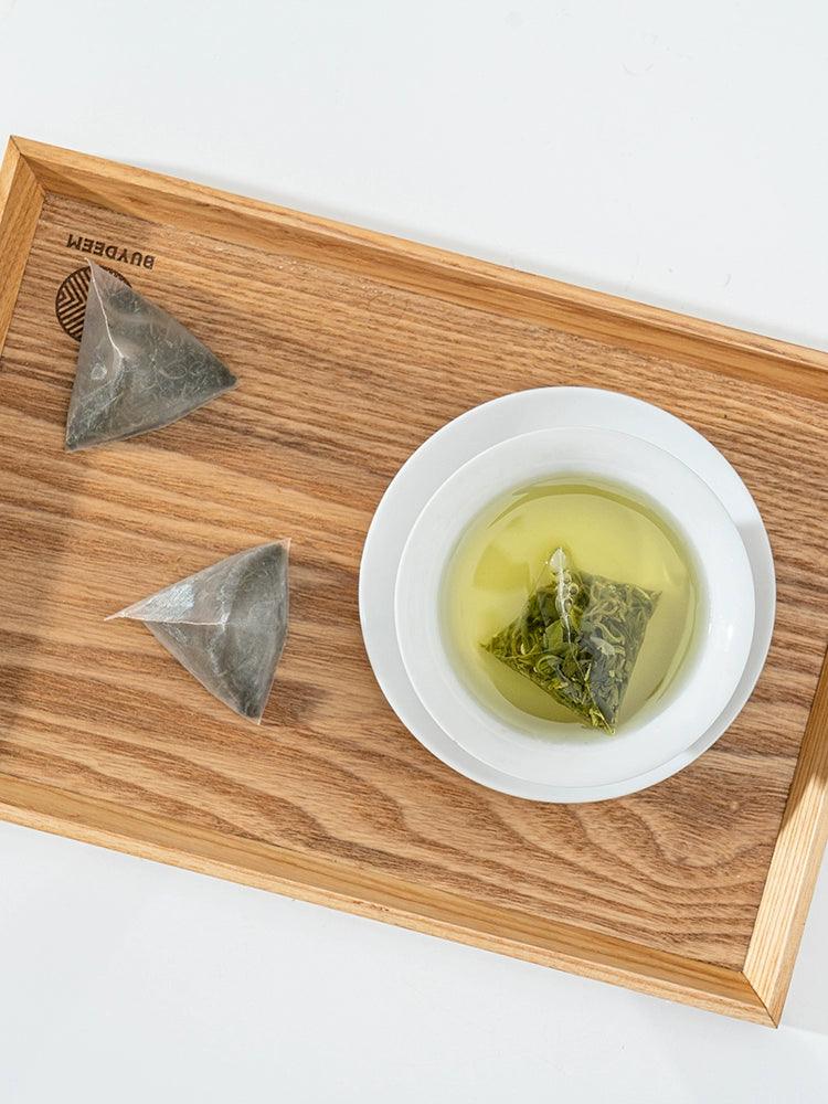 精致的新采摘高山绿茶袋 - 来自高山的纯正风味