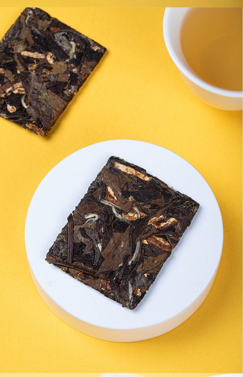 Aged 2015 White Tea Leaves, Portable Packaging for Easy Enjoyment - Dwtea.com